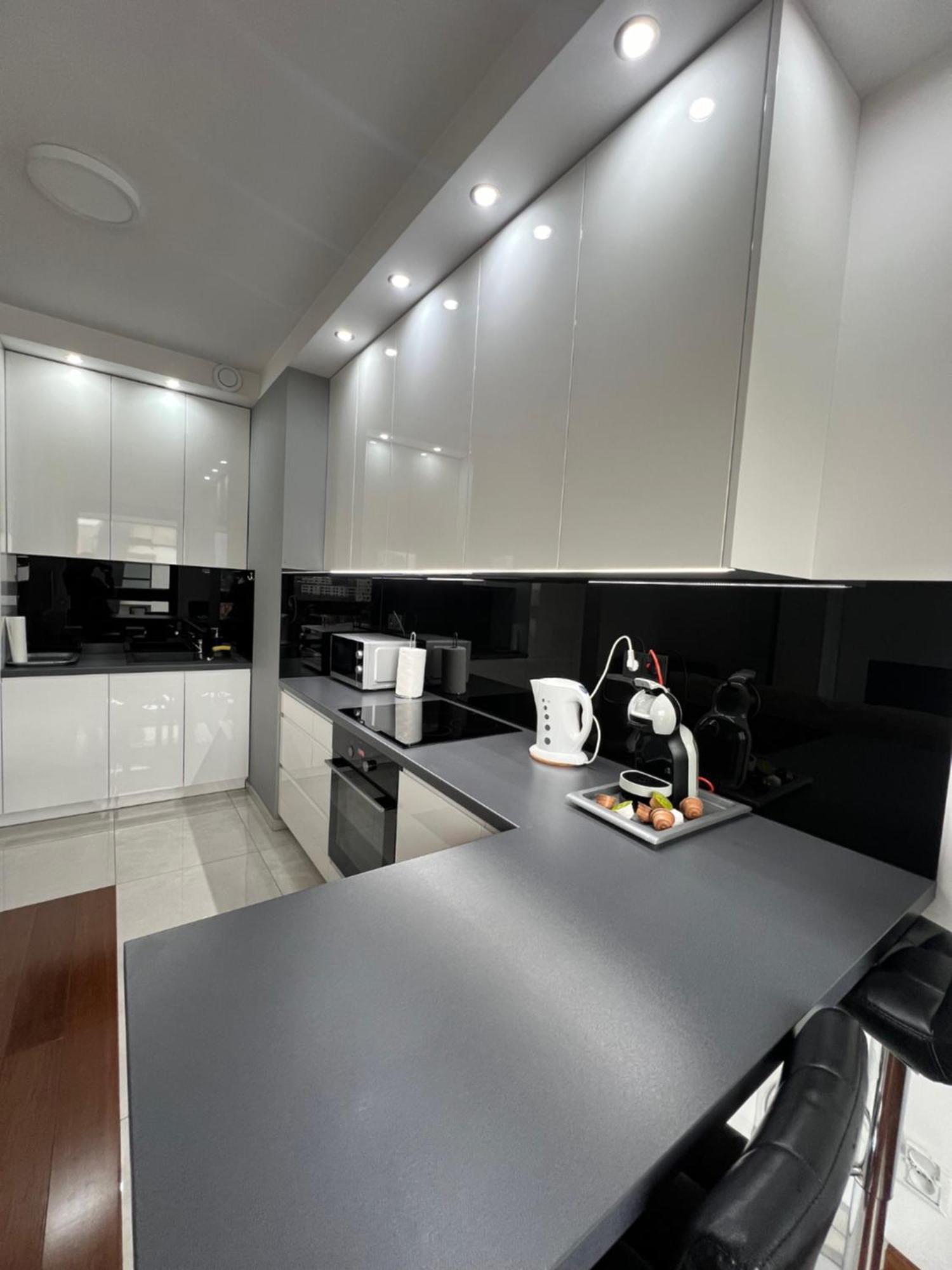 Apartament H&P Silver Варшава Екстер'єр фото